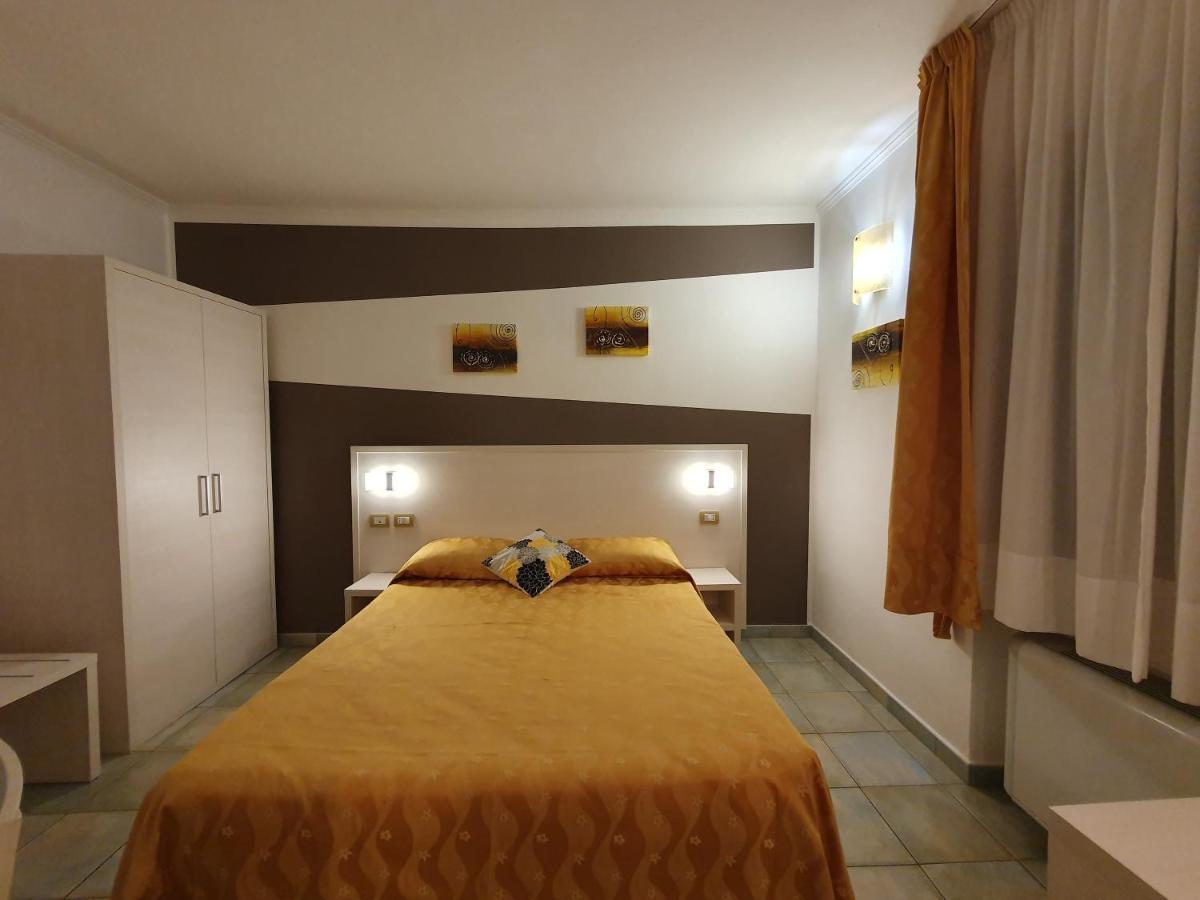 Hotel La Playa Cala Gonone Exterior photo