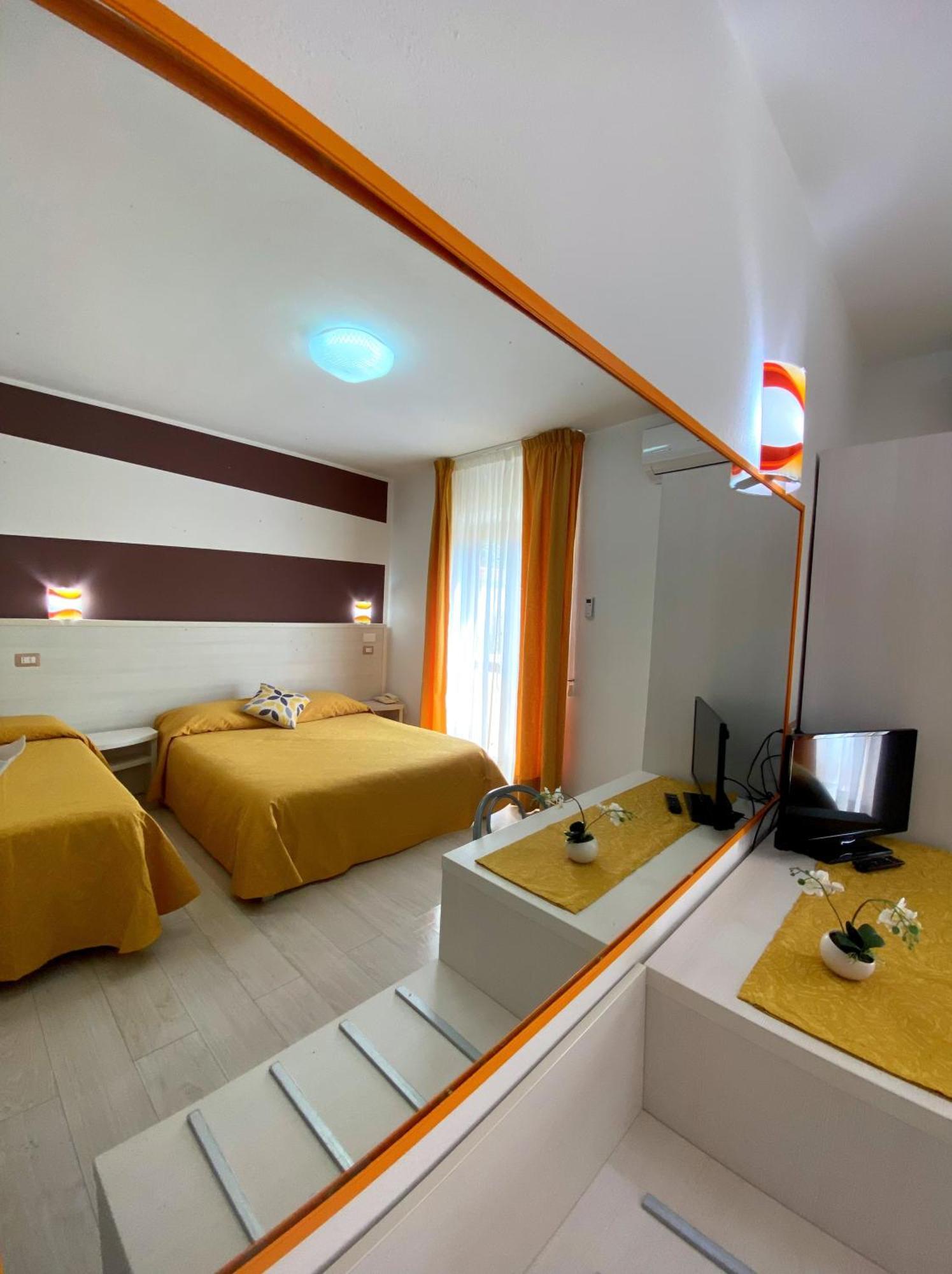 Hotel La Playa Cala Gonone Exterior photo