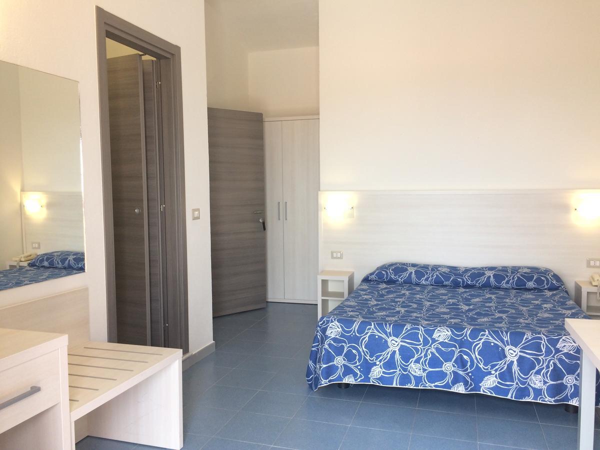 Hotel La Playa Cala Gonone Exterior photo